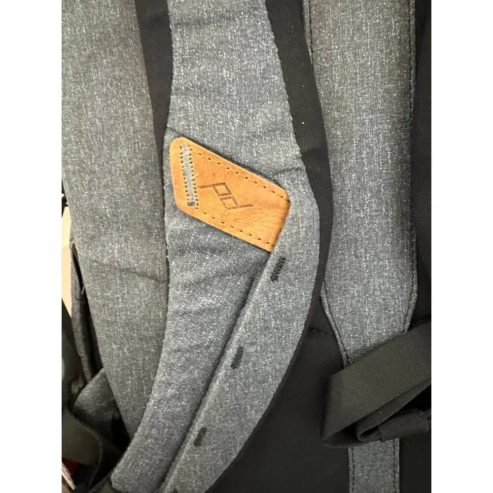 Peak Design NEW Everyday Backpack 20L Charcoal Grey Camera Laptop Fetch Logo